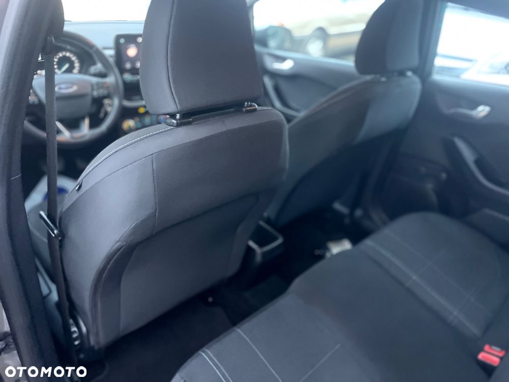 Ford Fiesta - 12