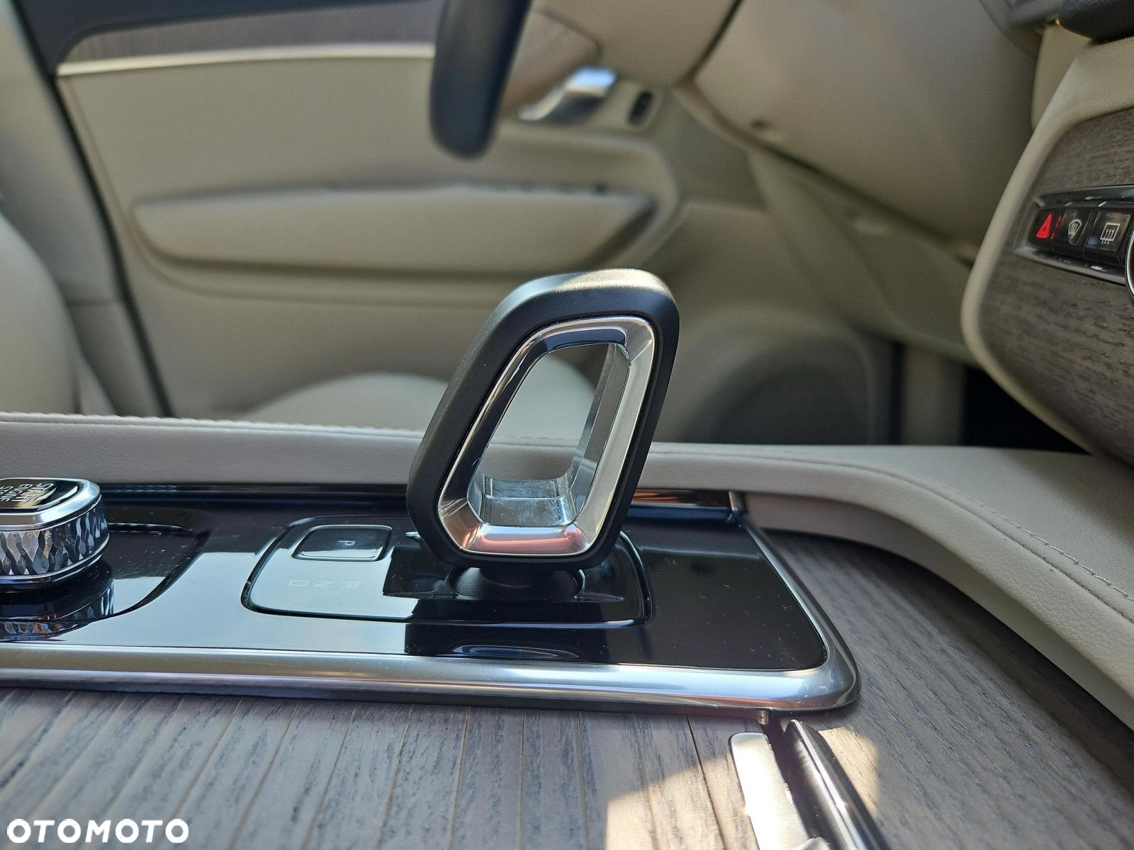Volvo XC 90 - 25