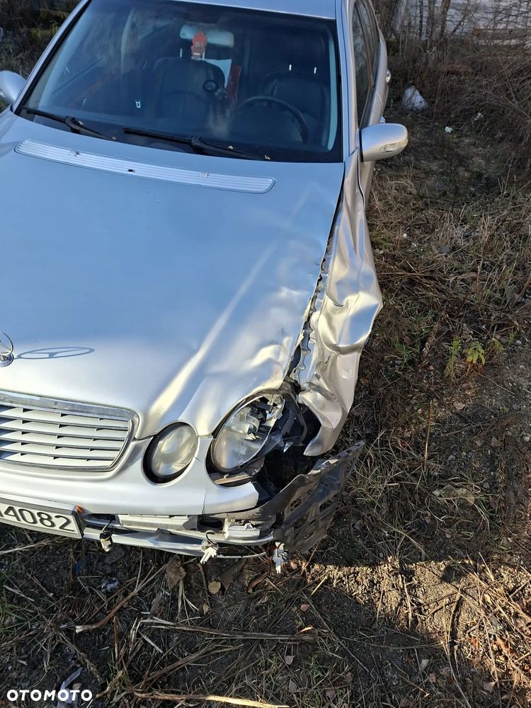 Mercedes-Benz Klasa E 270 CDI Elegance - 12