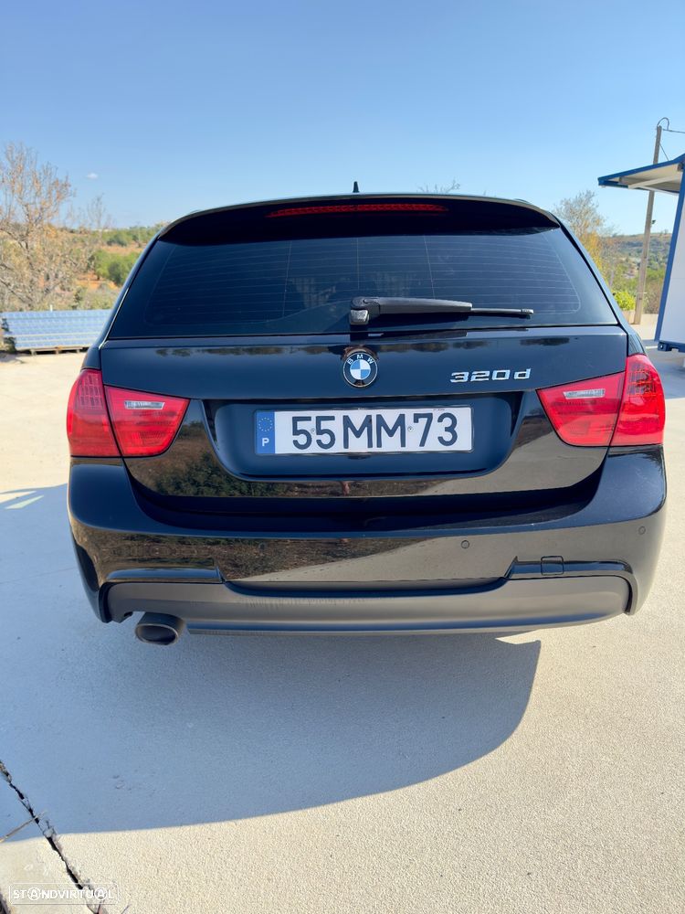BMW 320 d Touring EfficientDynamics - 2