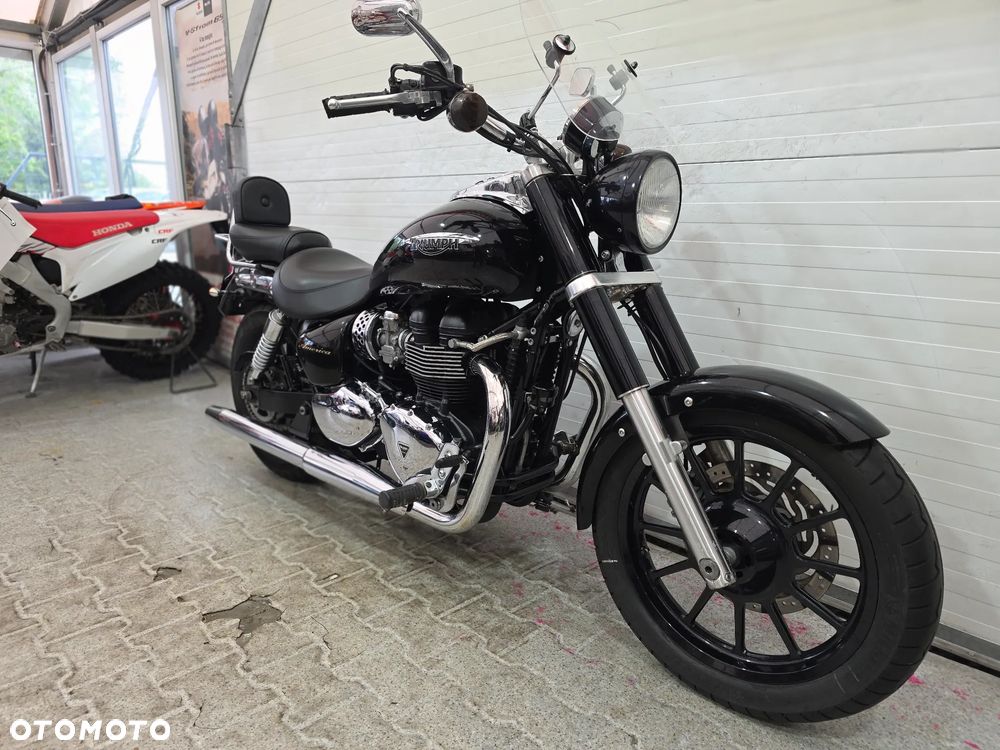 Triumph America - 8