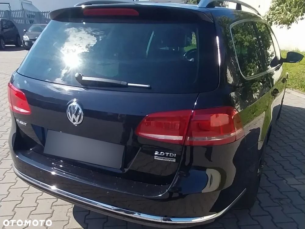 Volkswagen Passat - 13
