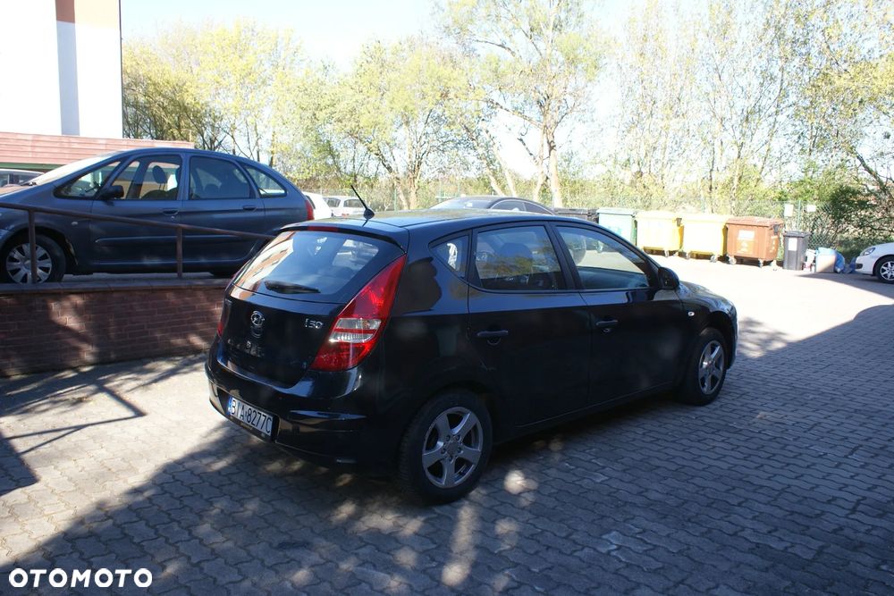 Hyundai i30 1.4 Blue Comfort - 11