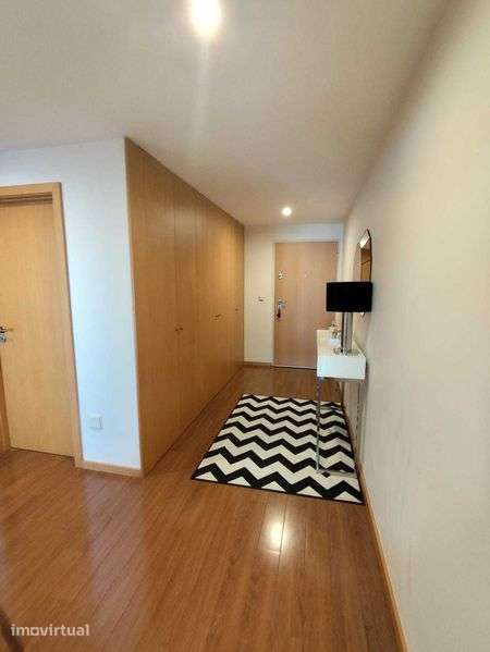 Apartamento T1 para arrendamento, Santa Marinha, Vila Nova de Gaia - Grande imagem: 3/8
