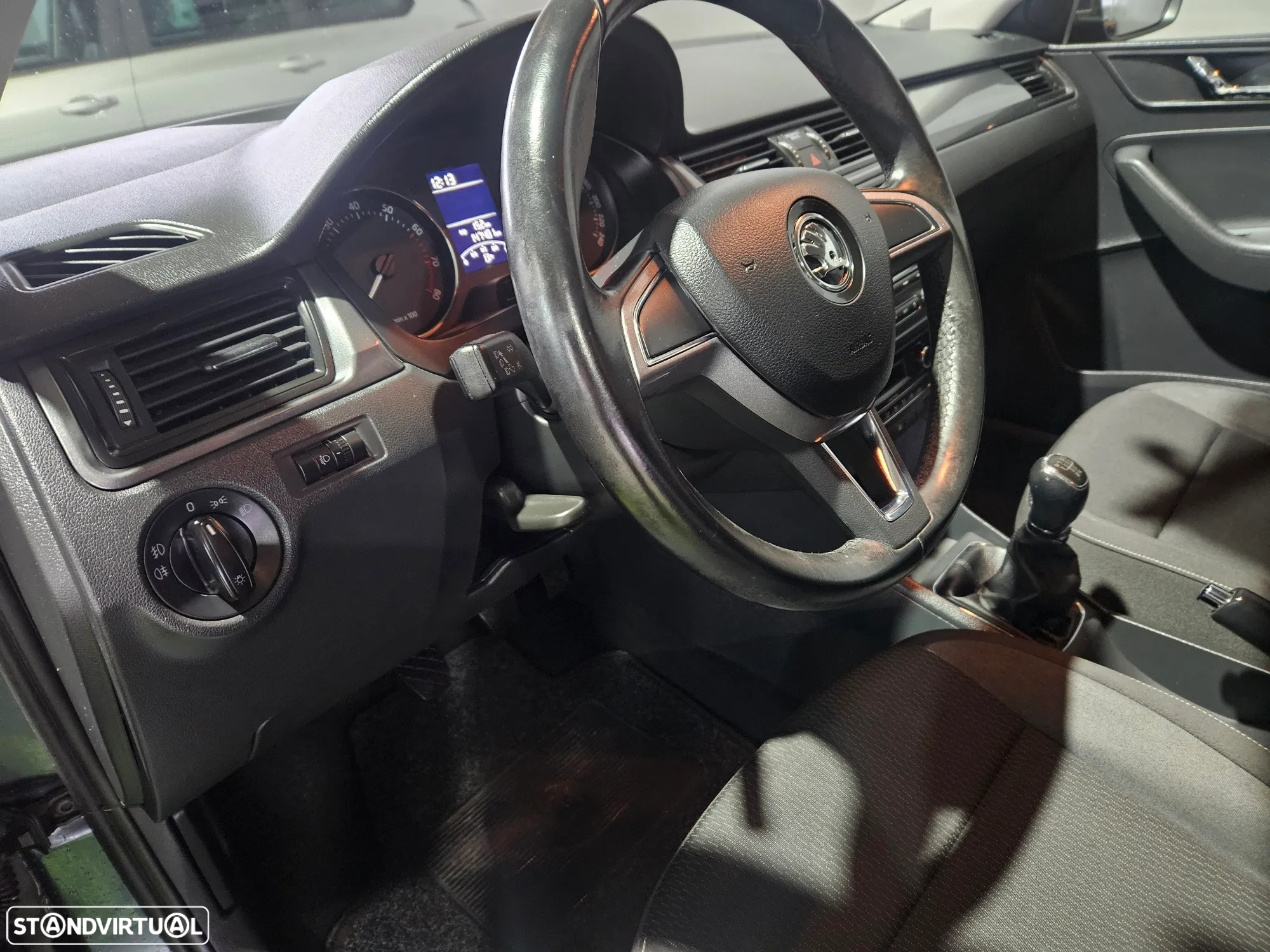 Skoda Rapid Spaceback 1.2 TSi Ambition - 9