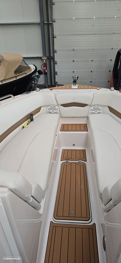 Four Winns H260 - 21