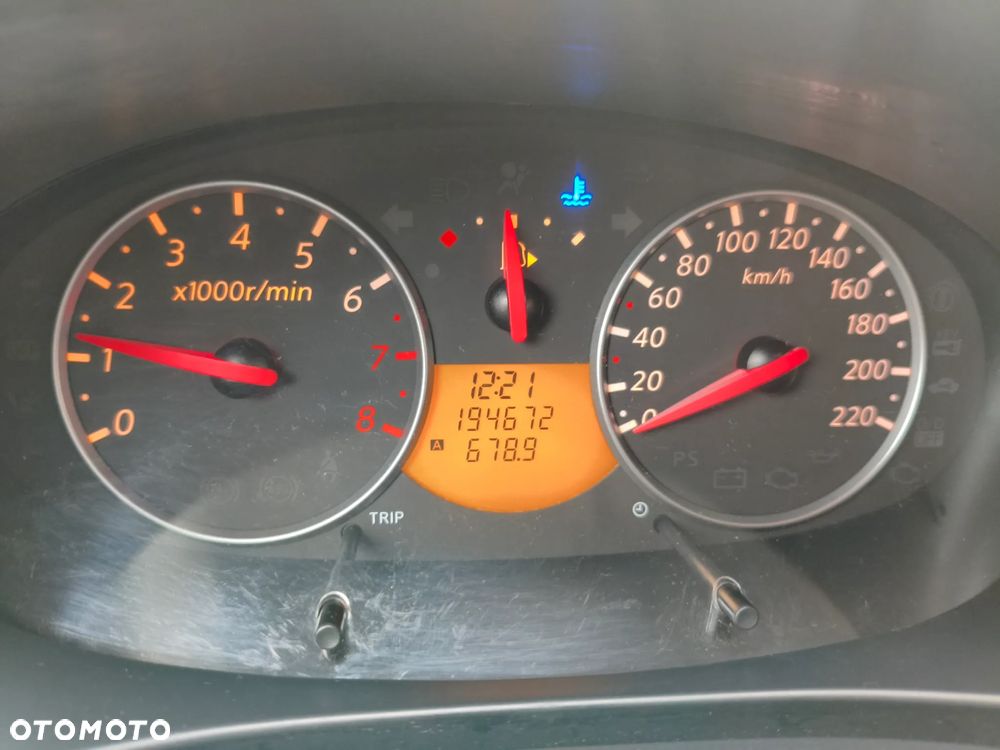 Nissan Micra 1.2 Visia - 10