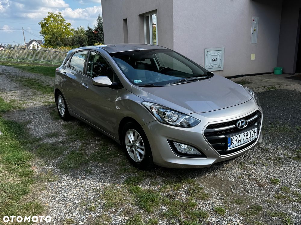 Hyundai i30 1.4 Classic + - 4