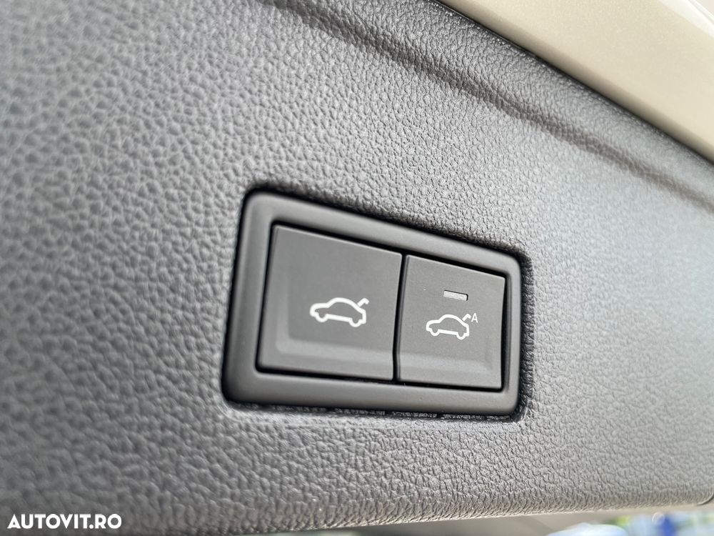 Volkswagen Touareg V6 TSI eHybrid PHEV Elegance - 17