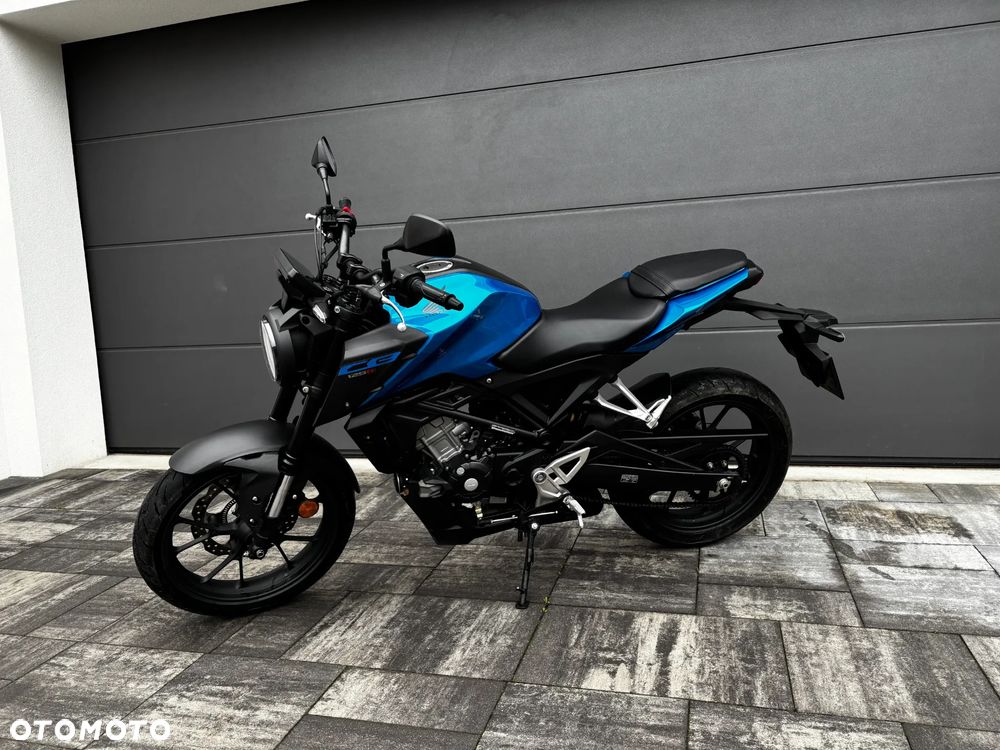 Honda CB - 2
