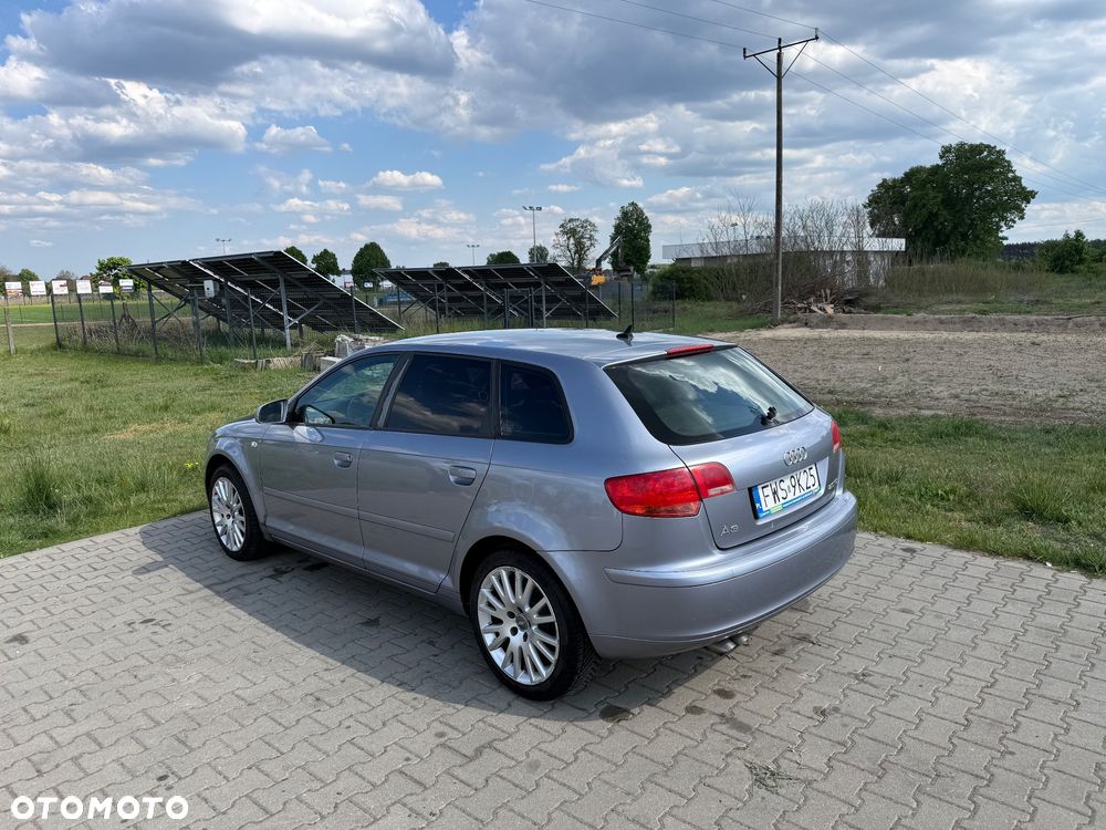 Audi A3 Sportback - 4