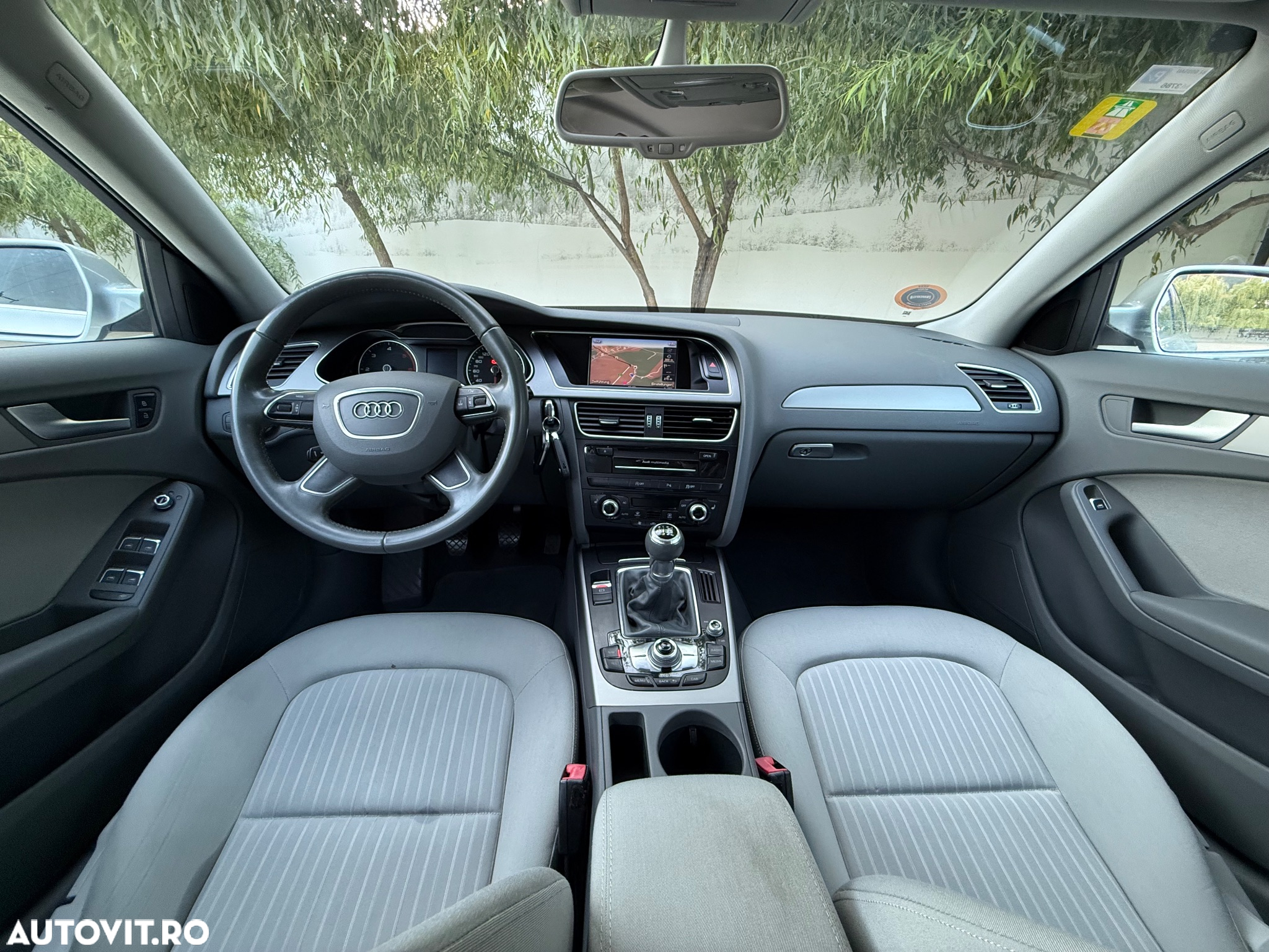 Audi A4 Avant 2.0 TDI DPF Attraction - 5