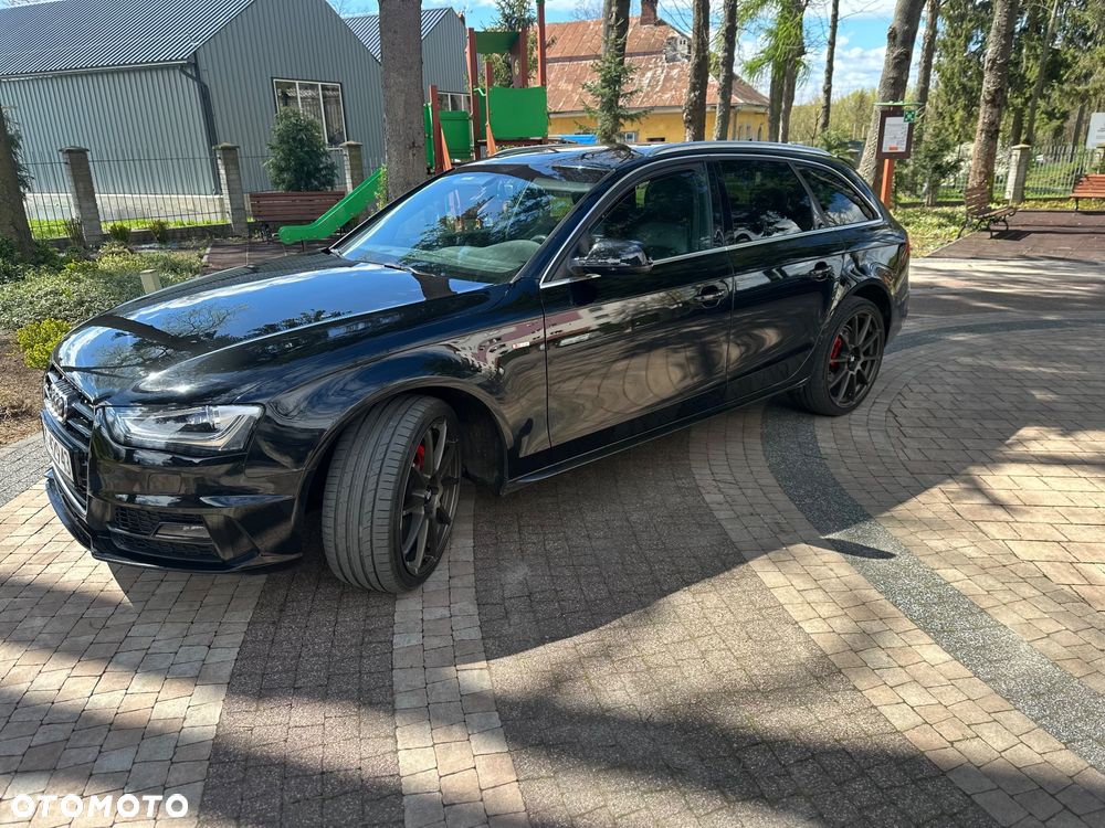 Audi A4 Avant 2.0 TDI DPF clean diesel multitronic S line Sportpaket - 6