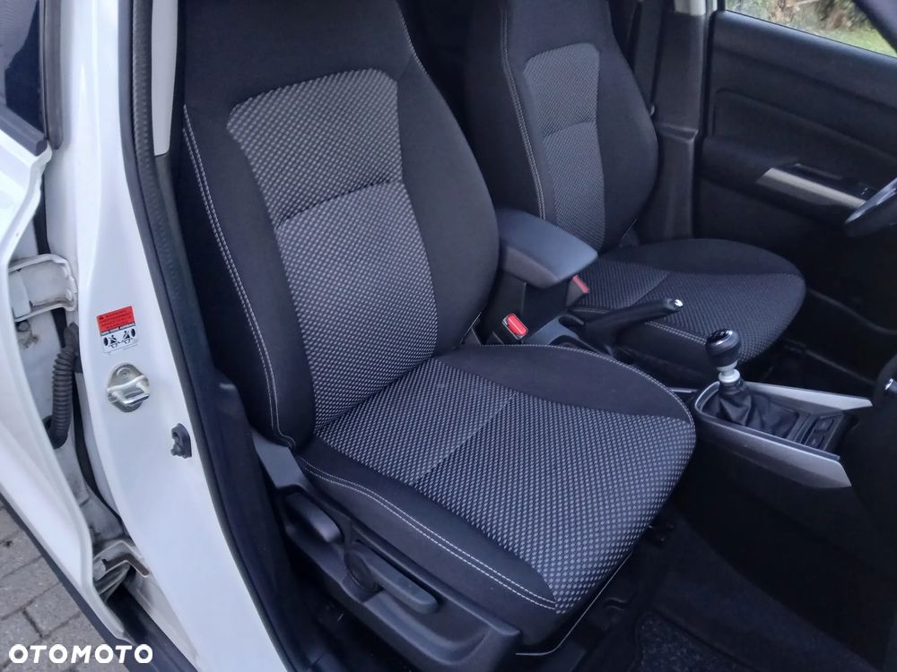 Suzuki Vitara - 21