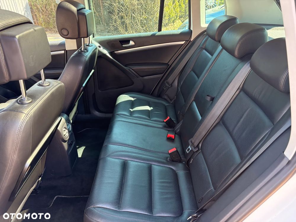 Volkswagen Tiguan 2.0 TDI 4Mot R-Style - 12