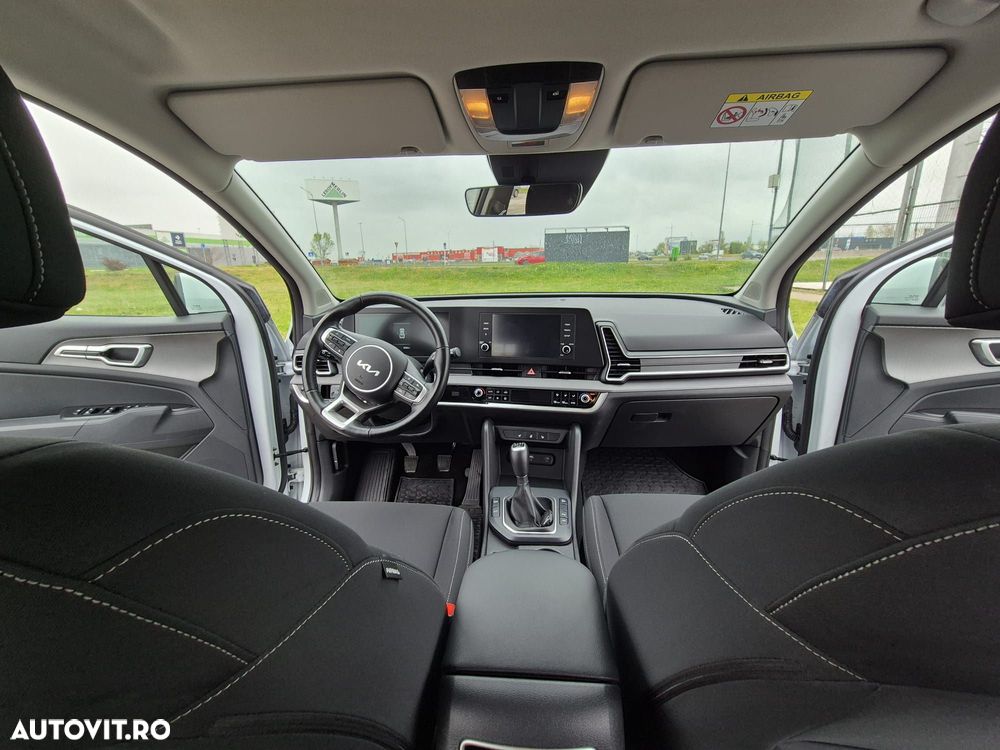 Kia Sportage 1.6 T-GDI MHEV 6MT 4x2 Urban - 10