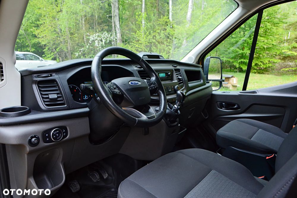 Ford Transit - 13