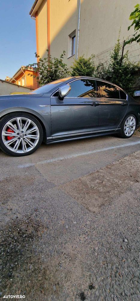 Volkswagen Passat - 3