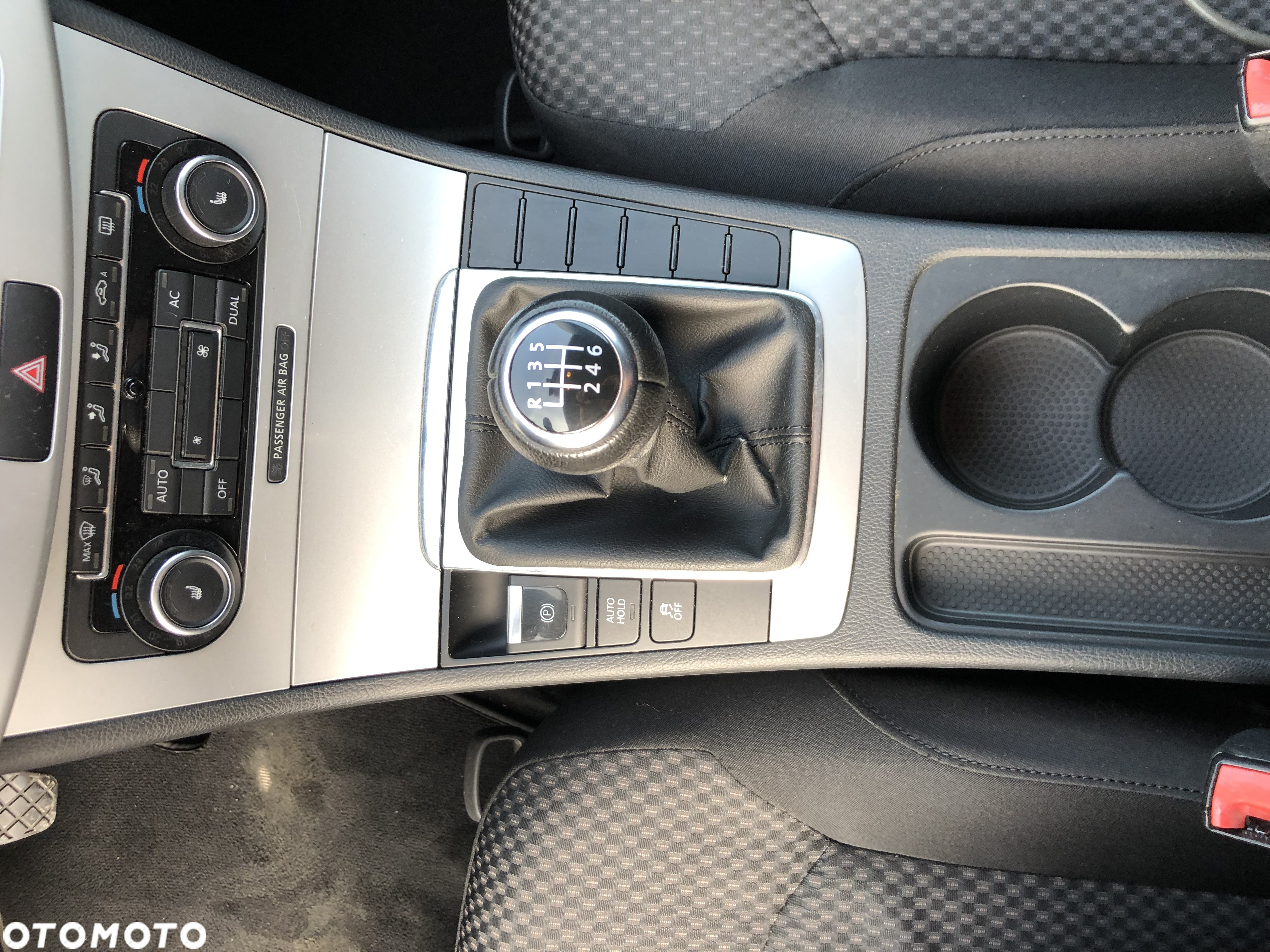 Volkswagen Passat Variant 1.4 TSI Comfortline - 14