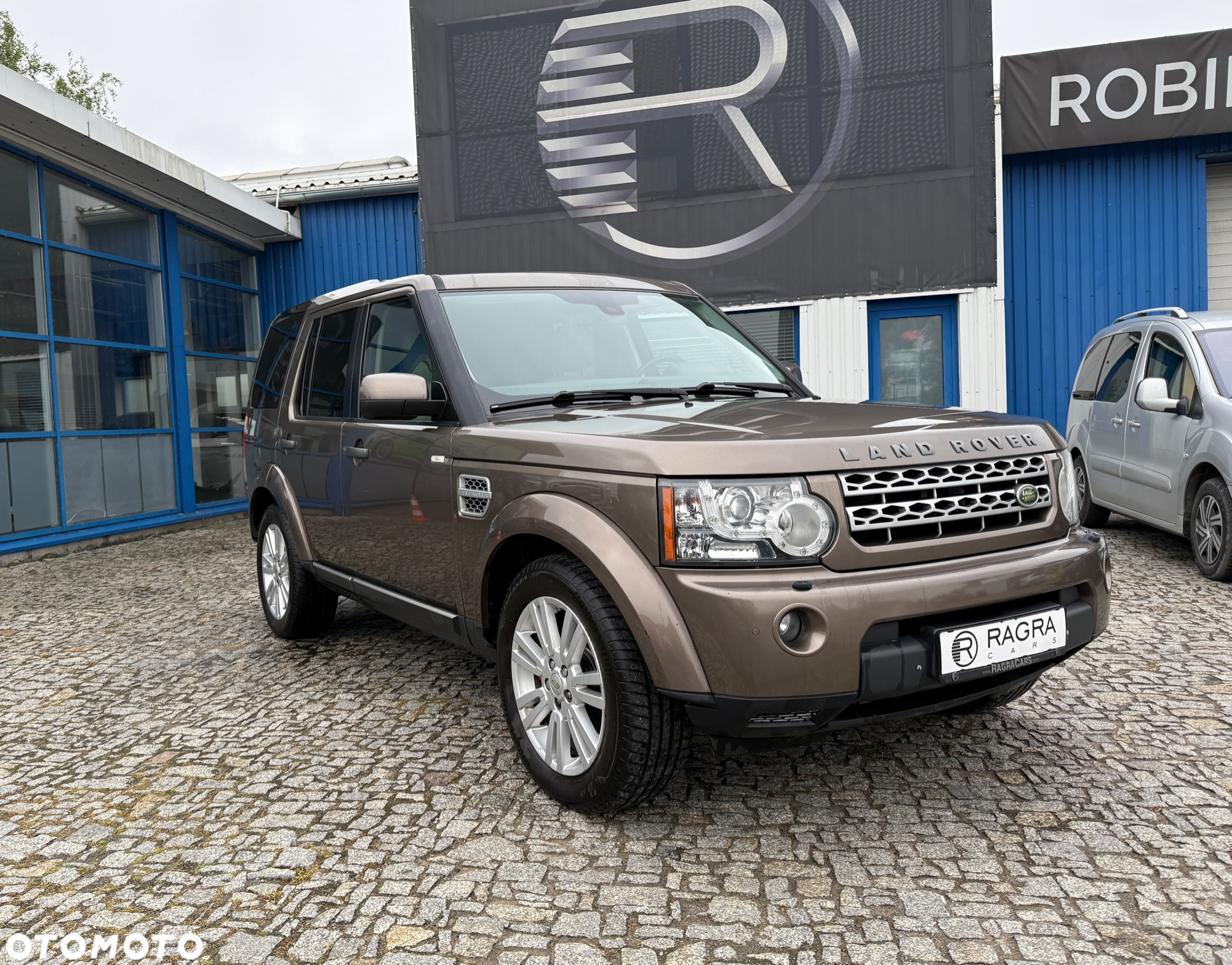 Land Rover Discovery IV 3.0D V6 HSE - 2