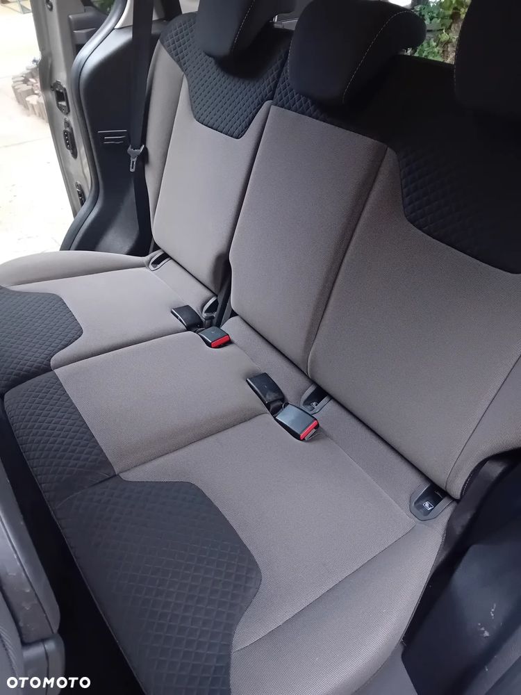 Ford Tourneo Courier 1.0 EcoBoost Titanium - 13