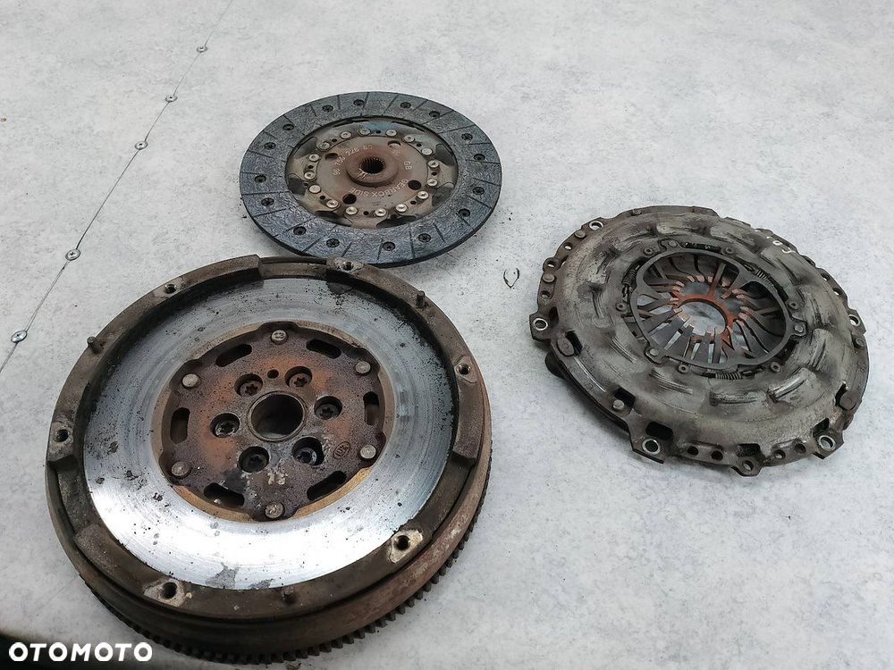 SPRZEGŁO KOMPLETNE PEUGEOT 308 I FL 9678013980 9675022680 1.6 HDI - 9