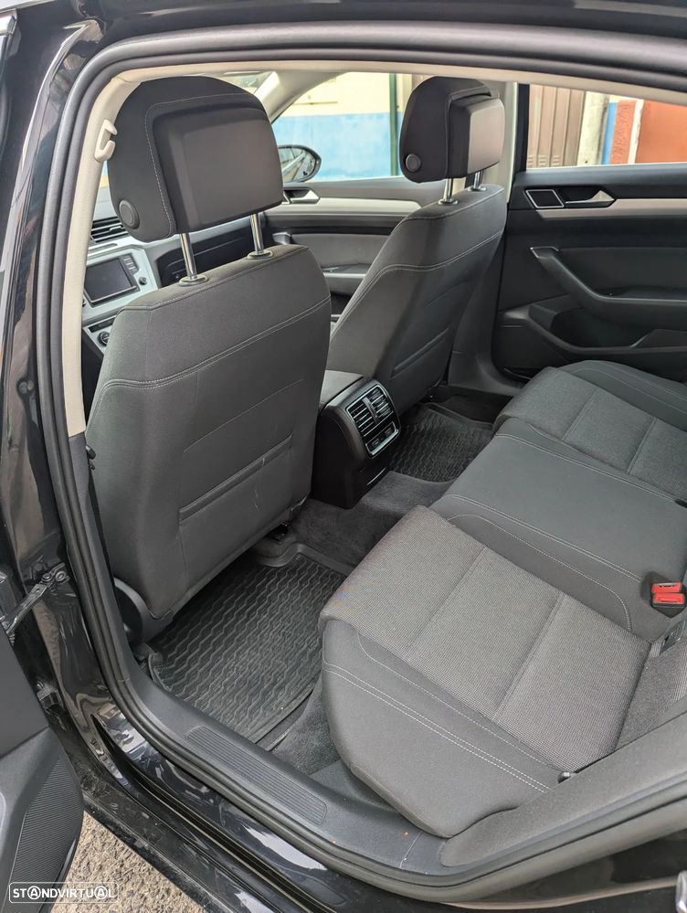VW Passat 1.6 TDI Confortline - 6