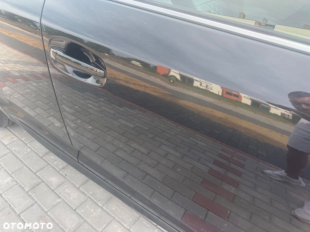 Toyota Avensis 2.0 D-4D Premium - 22