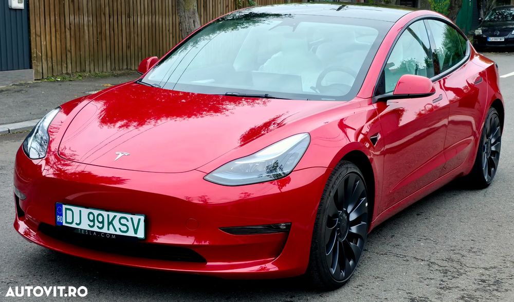 Tesla Model 3 Performance - 1