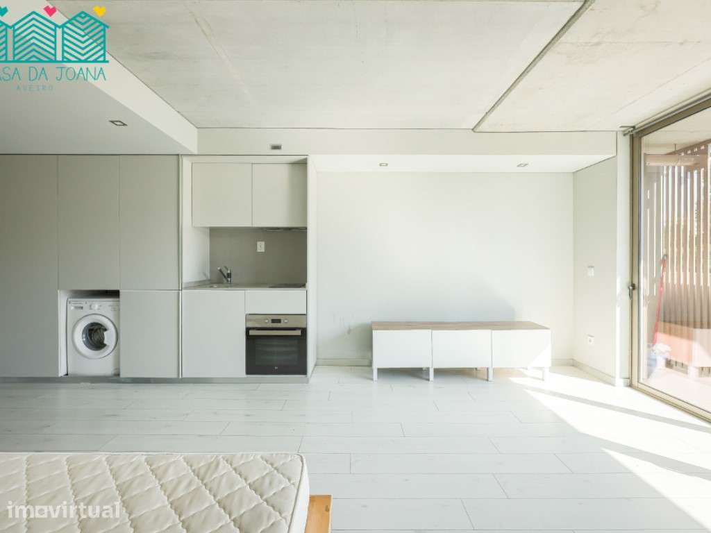 Apartamento T0 com lugar de garagem em Aveiro - Grande imagem: 2/13