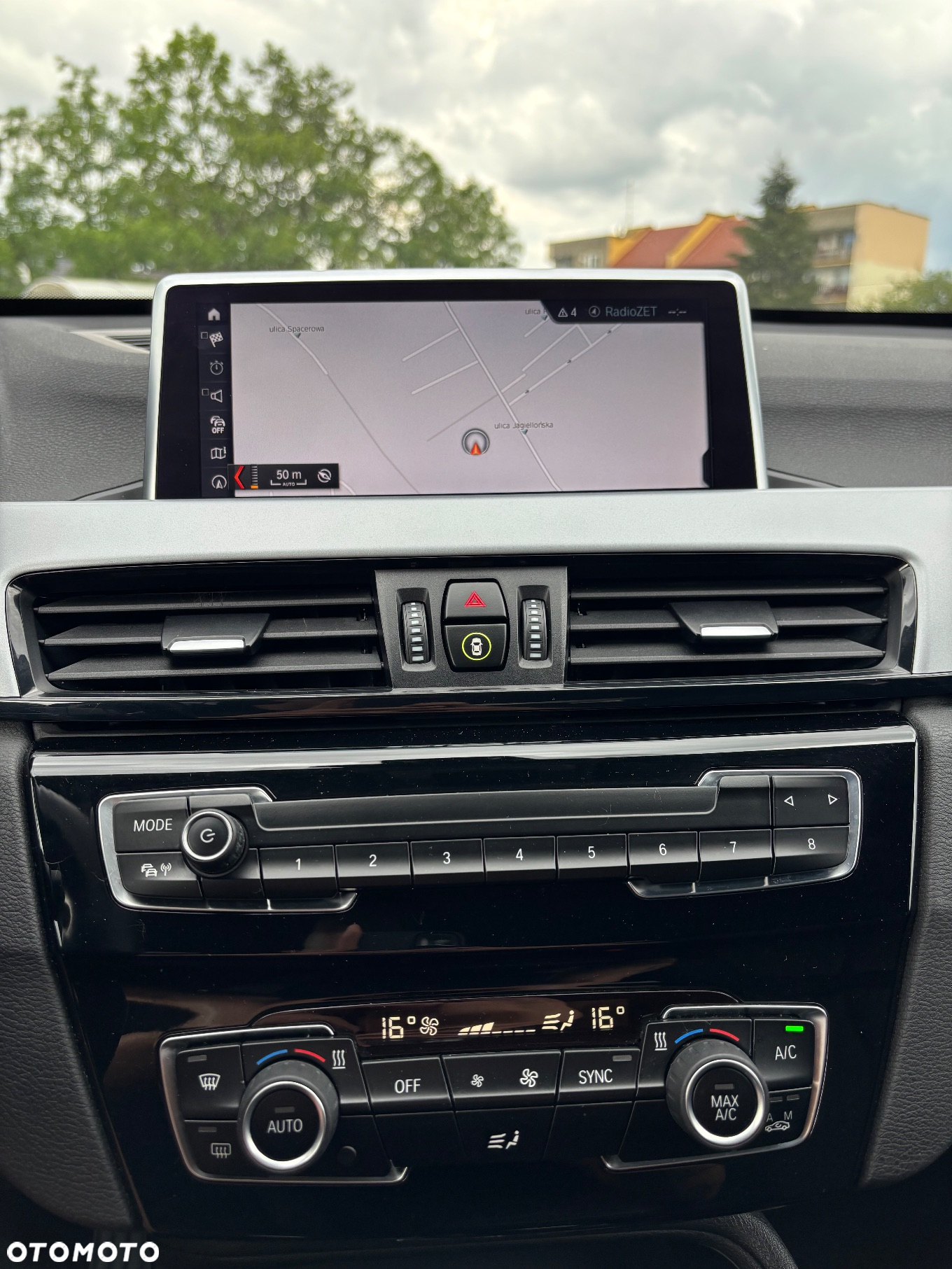 BMW X1 sDrive16d - 24