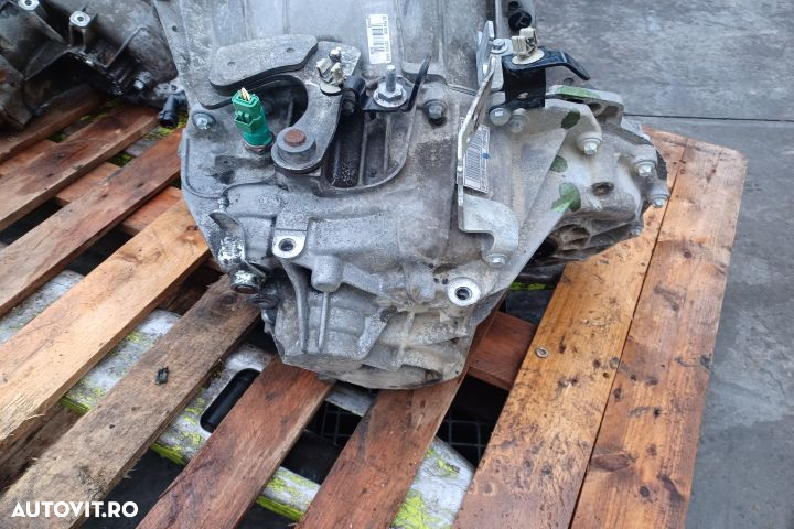 Cutie de viteze manuala 2.2 D 2007 8200586018 Renault Espace 4 [facel - 4