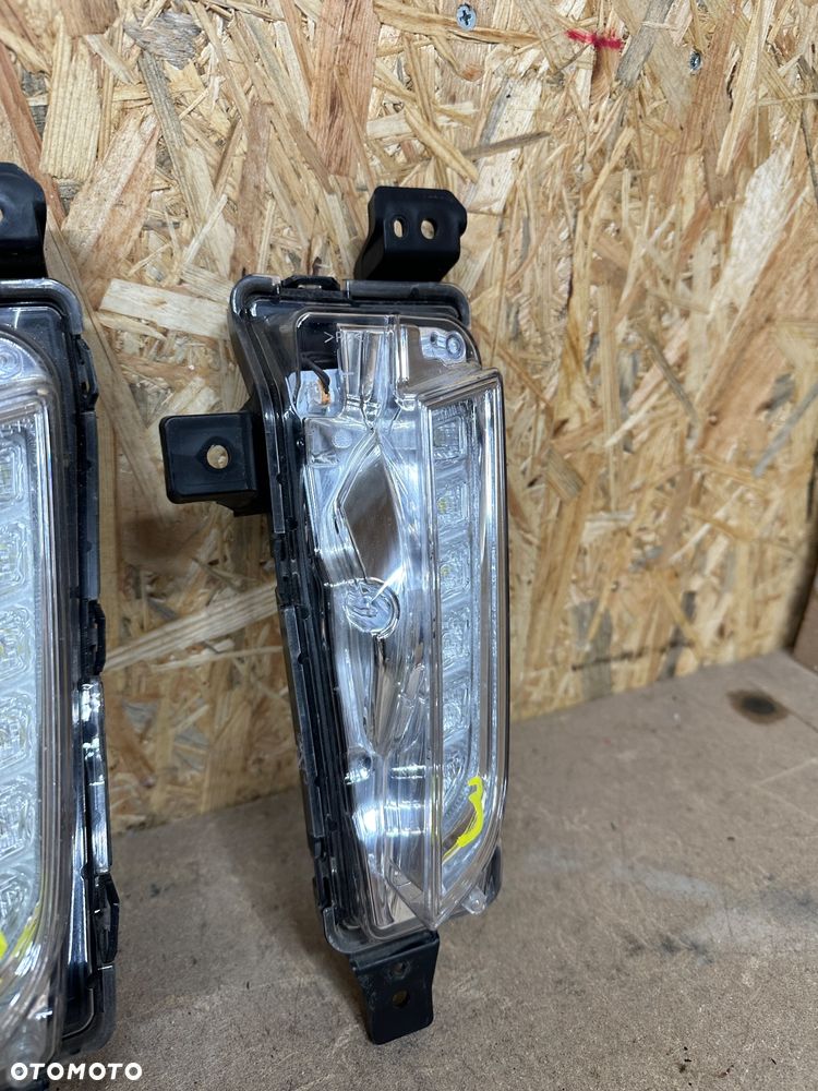 SUZUKI VITARA III HALOGEN LEWY DRL LED W1378 W3149 - 3