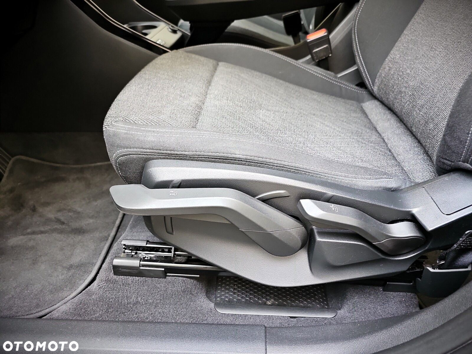 BMW Seria 2 - 30