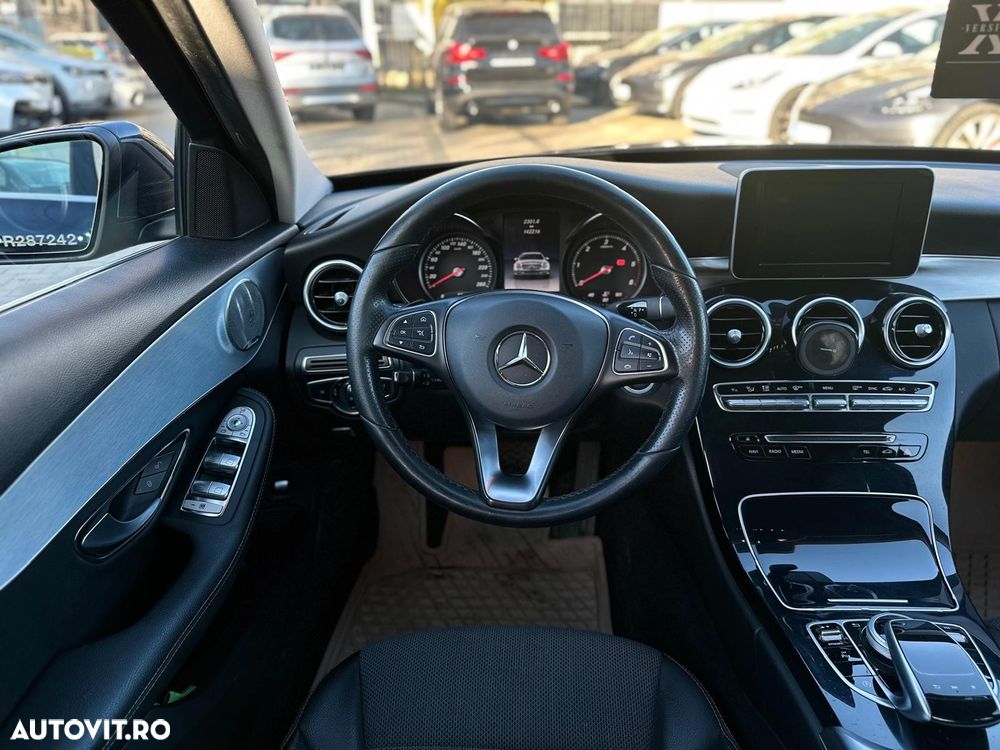 Mercedes-Benz C 220 CDI DPF Automatik BlueEFFICIENCY Avantgarde - 5