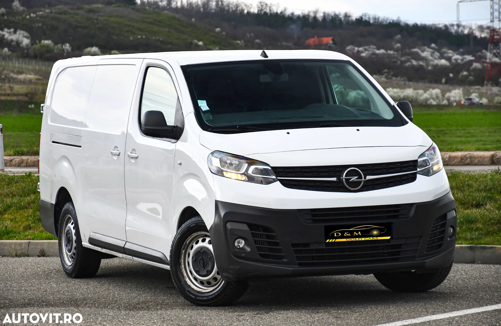 Opel VIVARO - 8