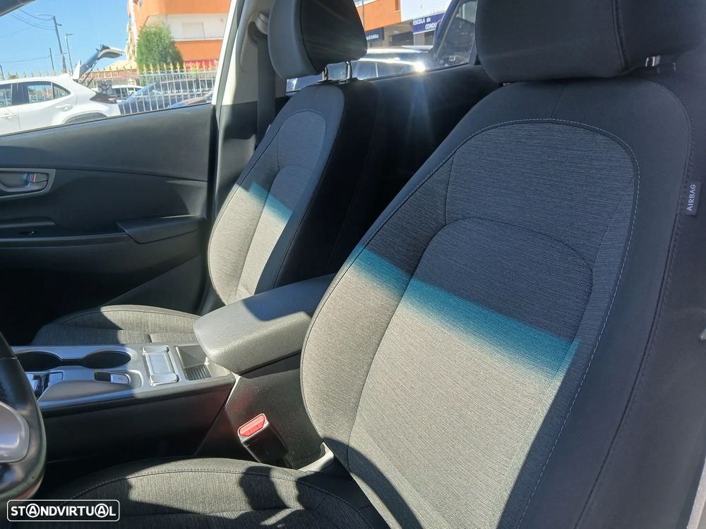 Hyundai Kauai - 13