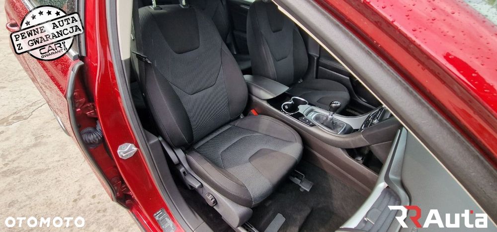 Ford Mondeo - 35