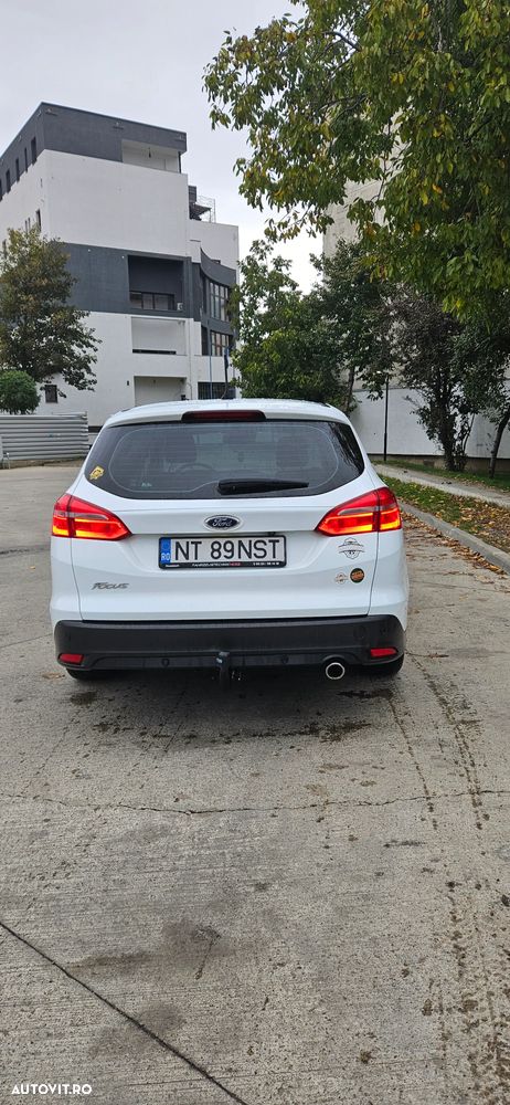 Ford Focus - 22