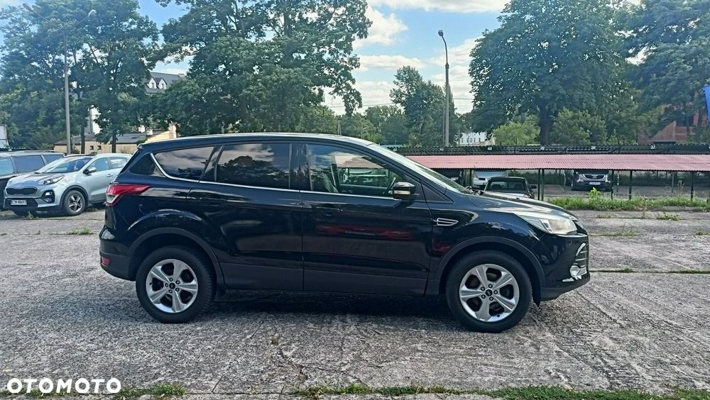 Ford Kuga 1.6 EcoBoost 2x4 Titanium - 11