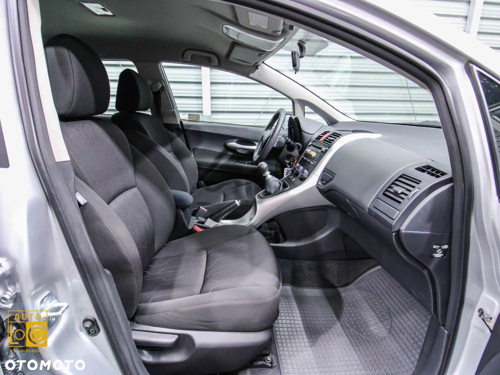 Toyota Auris 1.33 VVT-i Terra Start - 10