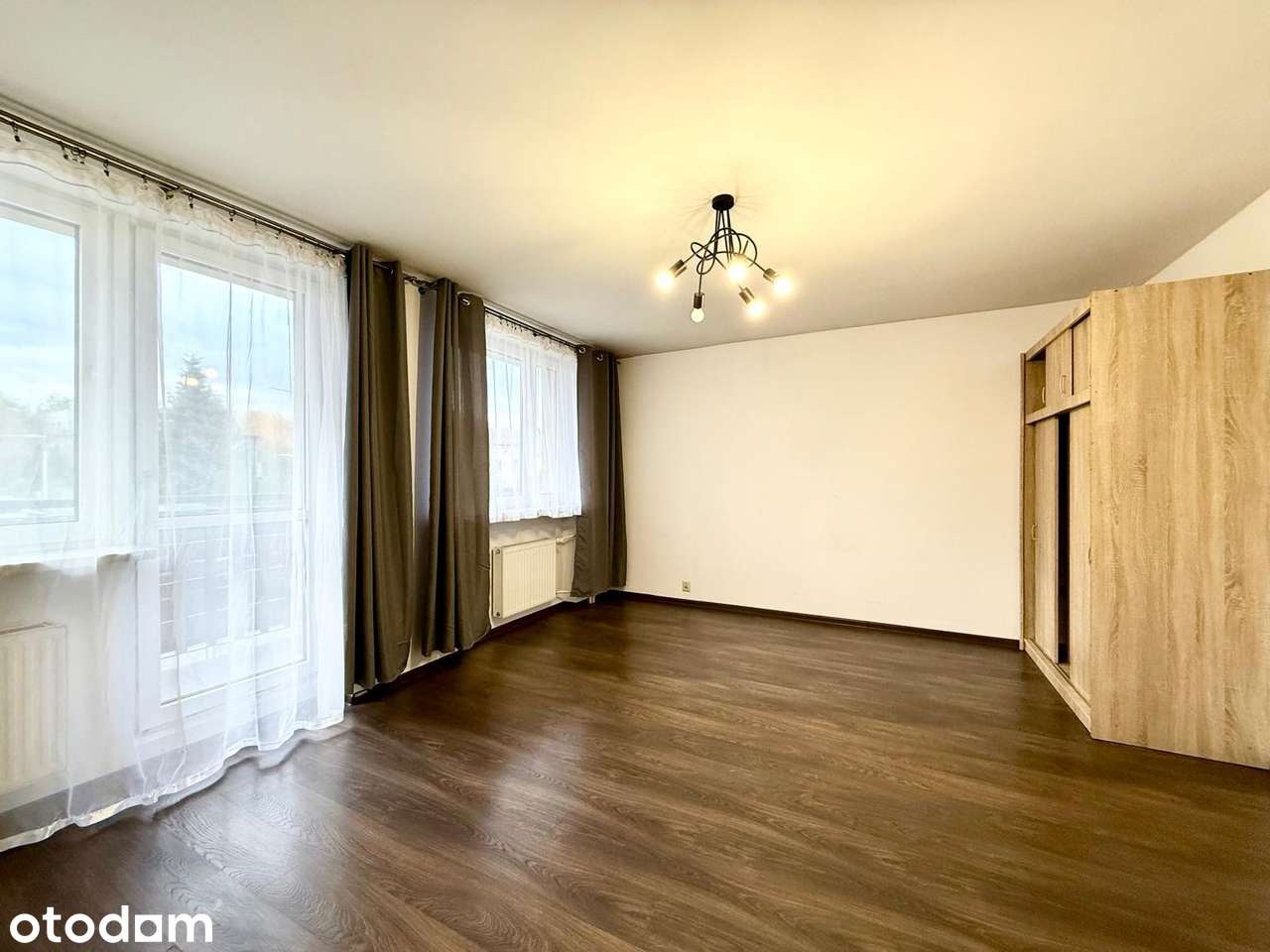 Szukasz przestrzeni? 4 pokoje, balkon, garderoba - gotowe do wejścia!