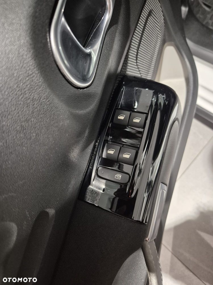 Citroën C3 1.2 PureTech Shine - 14