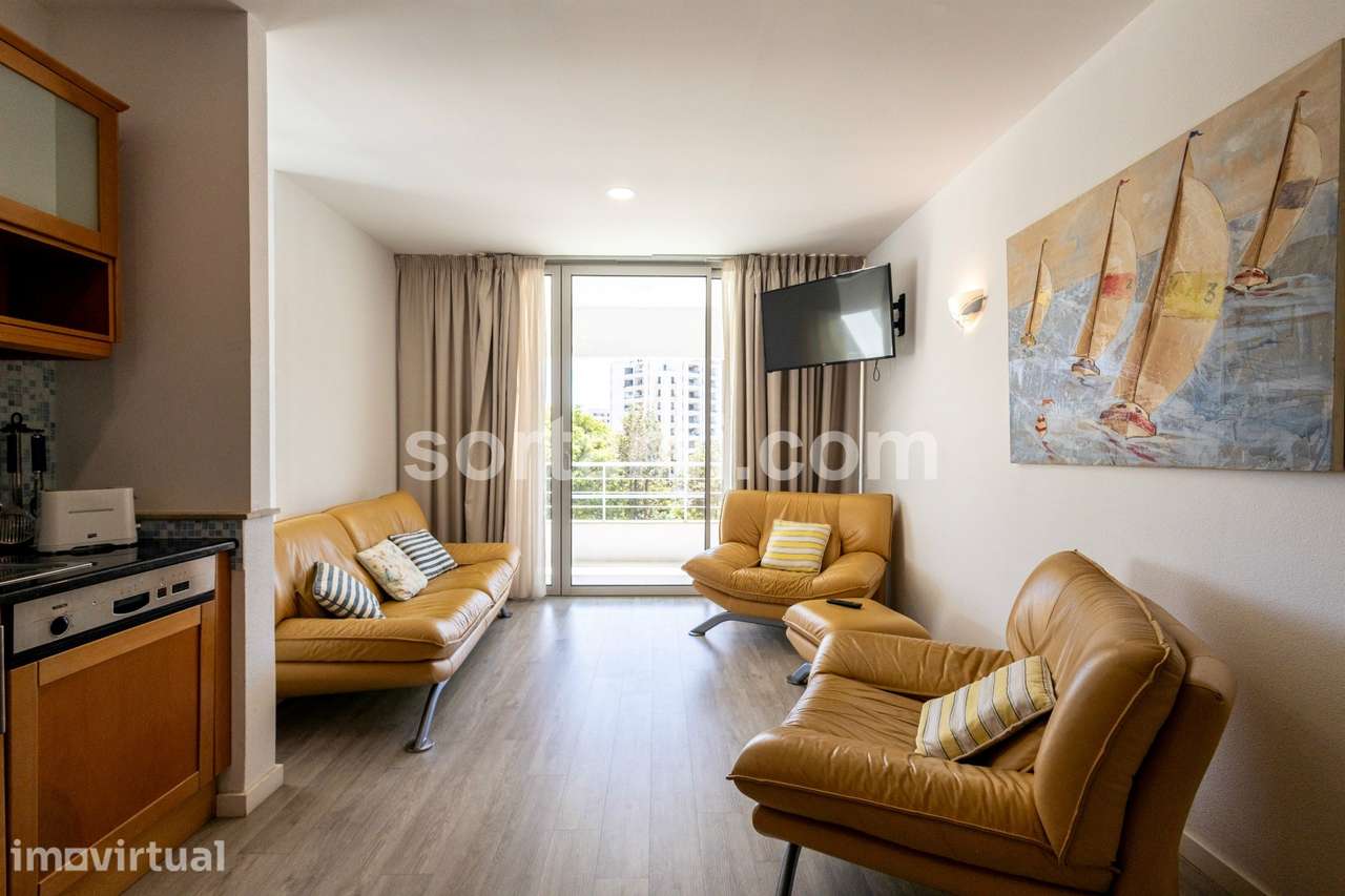 Apartamento T2 Venda em Quarteira,Loulé - Grande imagem: 3/17