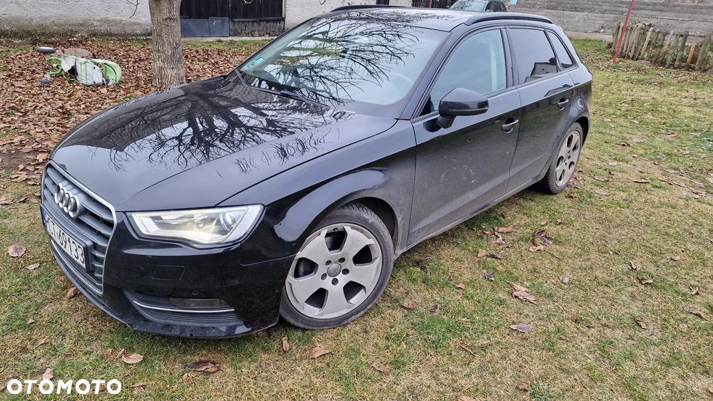 Audi A3 Sportback - 1