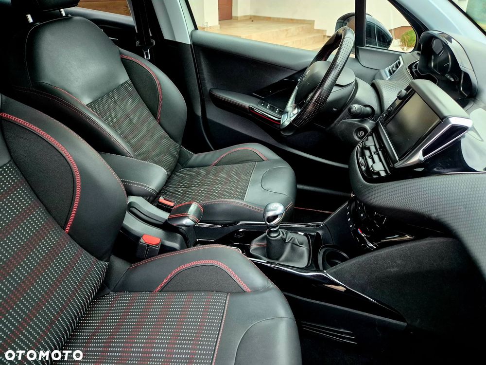 Peugeot 2008 BlueHDi FAP 120 STOP & START GT-Line Edition - 23