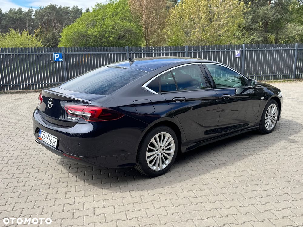 Opel Insignia 2.0 CDTI Ultimate S&S - 4