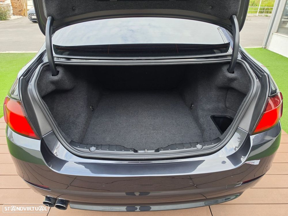 BMW 525 d Auto - 39