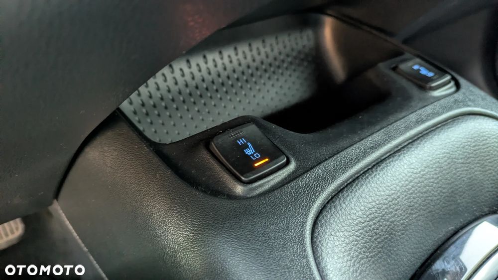 Toyota Corolla 1.8 Hybrid GPF Comfort - 14