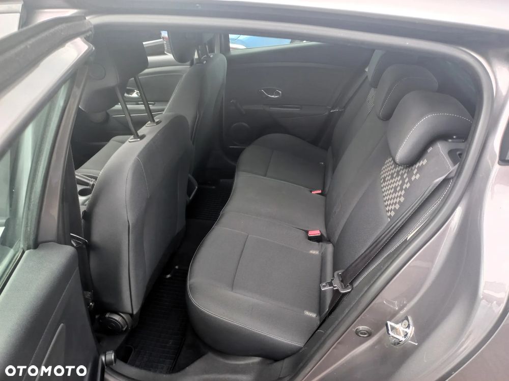 Renault Megane - 23